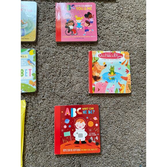 Lot of 25 Chick-Fil-A Kids Books/Cards/Games from Kids Meals - Picture 6 of 8
